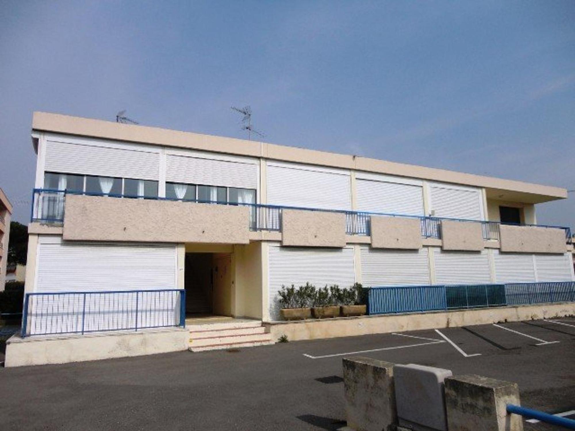 לה-גרו-דו-רואה Studio Confortable 3/4 Pers, 100M Plage, Parking Prive Au Grau-Du-Roi - Fr-1-307-20 מראה חיצוני תמונה